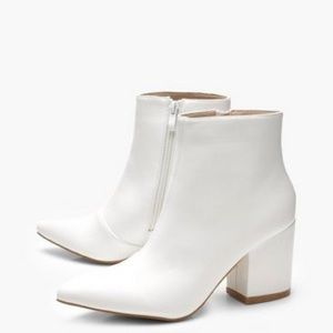 Boohoo White Boots